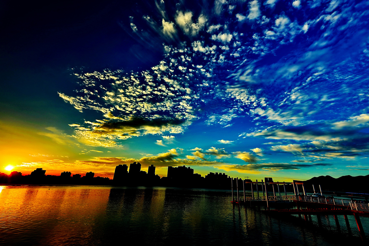 大稻埕的夕阳美景 - 台湾, 尼康, 色彩, 夕阳 - PeterWu - 图虫摄影网