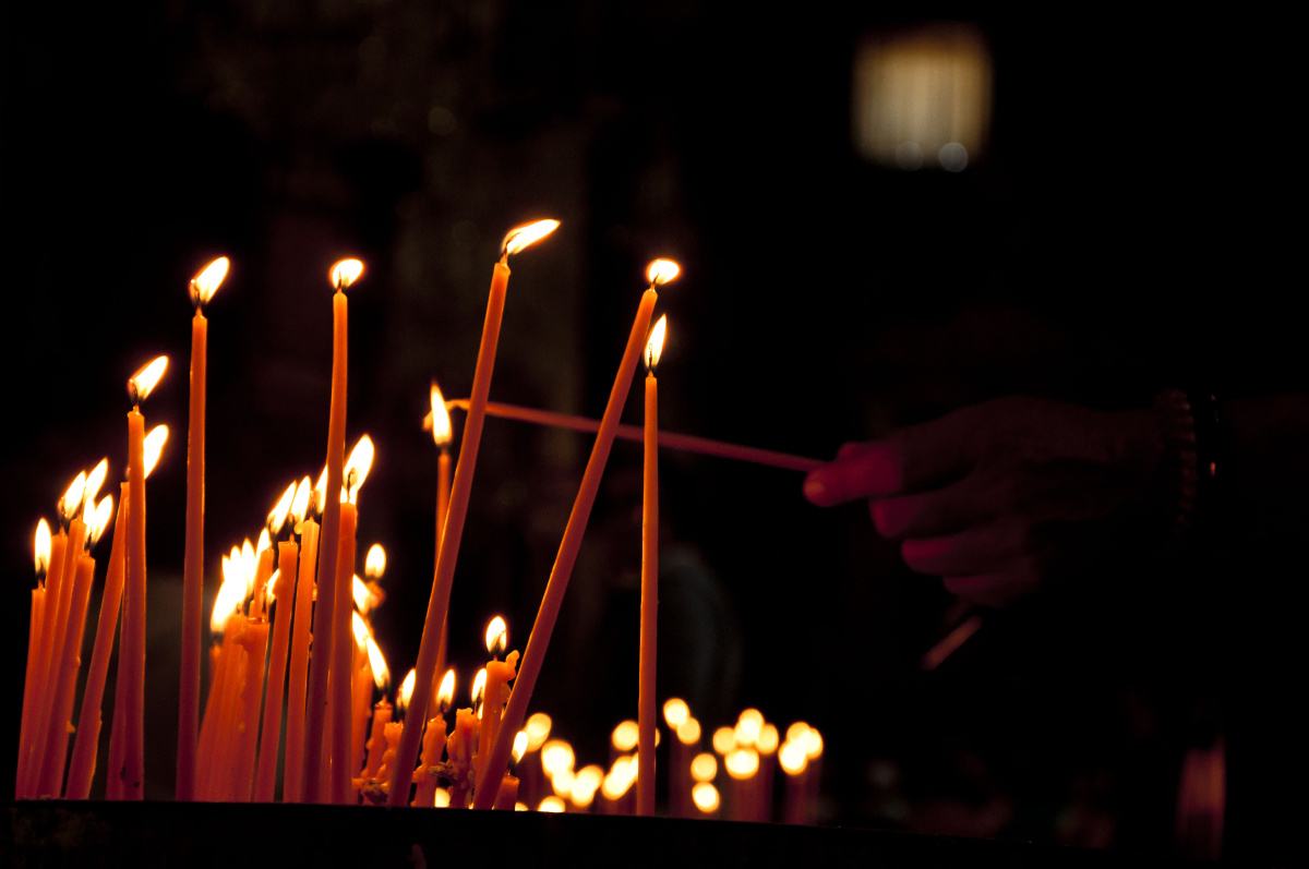 1,两支蜡烛一样长,第一支能点4小时,第二支能点3小时