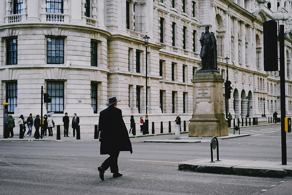 Across the Street xiao - Shone