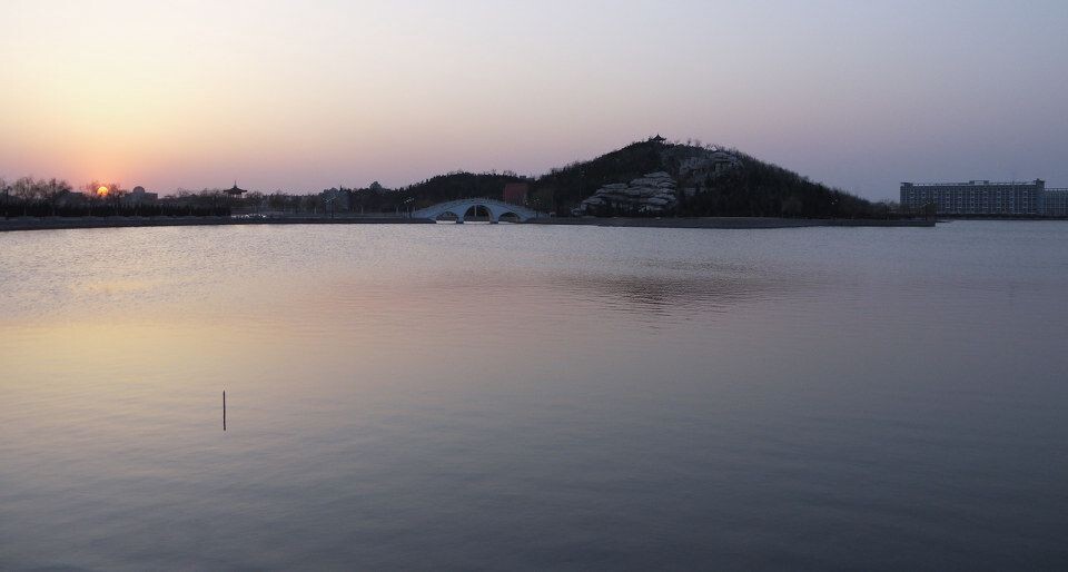 临潮湖