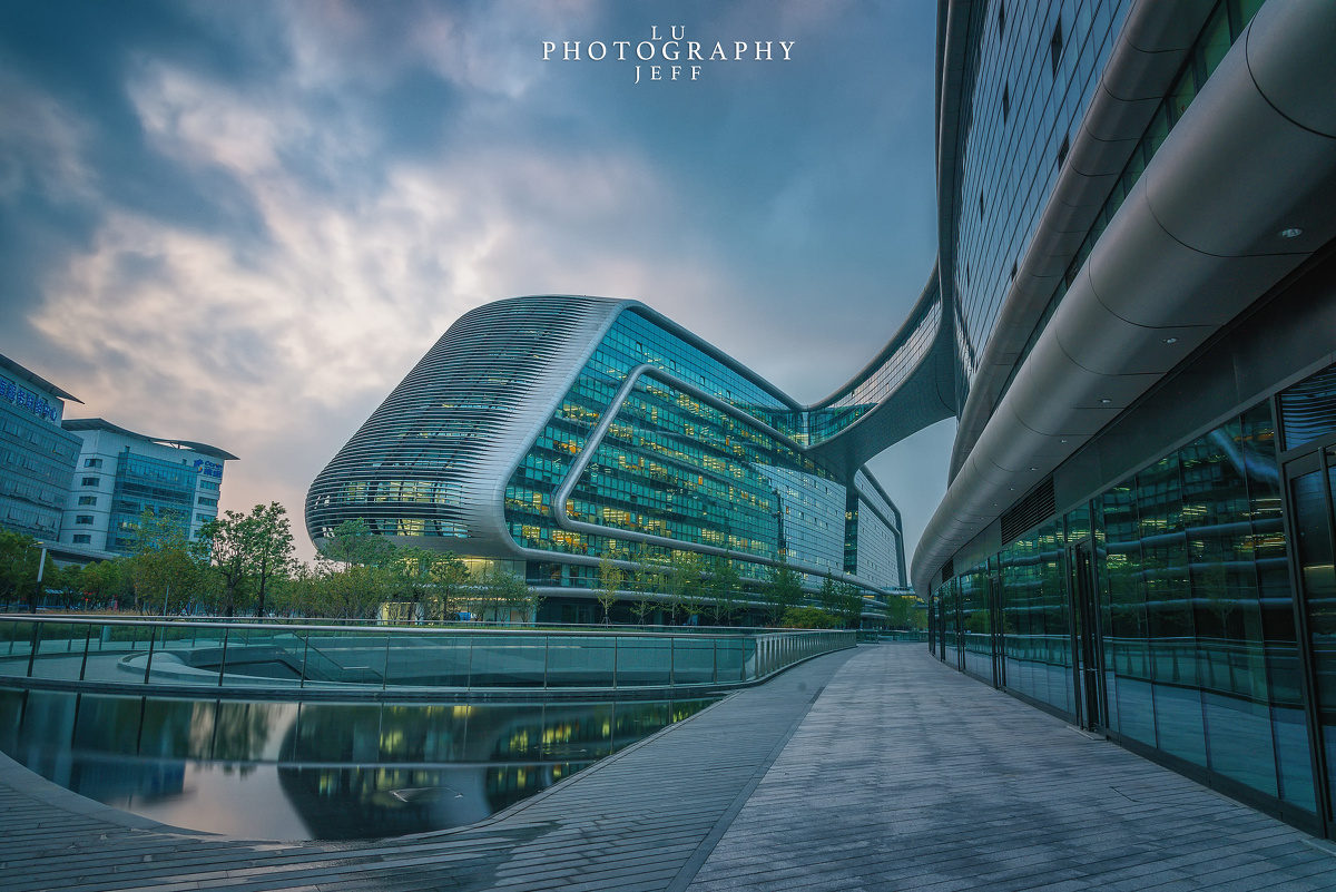 凌空soho - 上海, 尼康, 建筑, 夜景 - 森林老葡萄