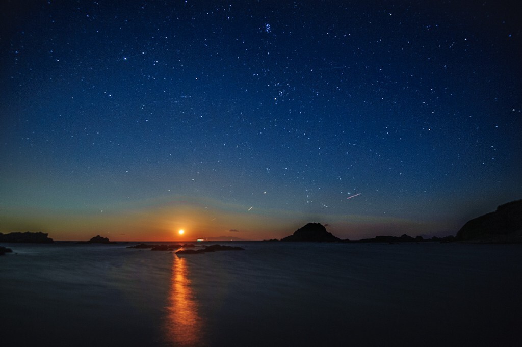 色彩风光广角星空