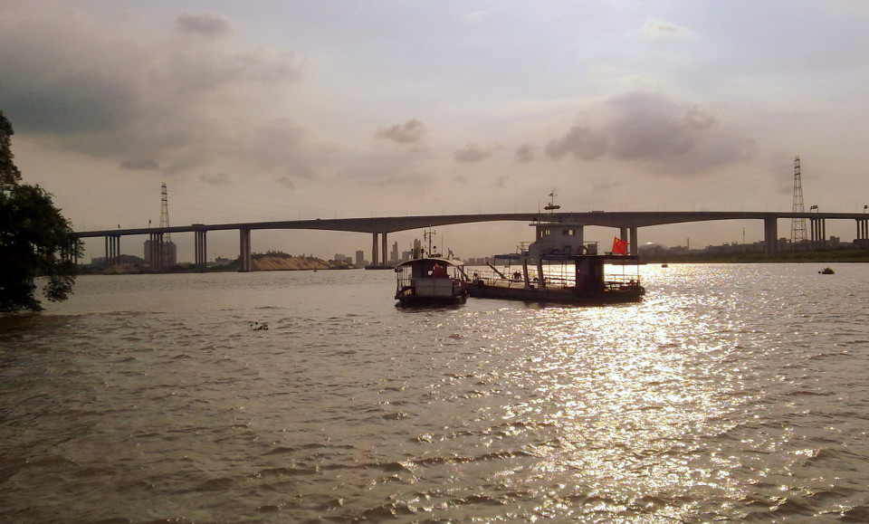 大学城的南沙港快速跨线桥 - X6, Nokia, BY, 毕