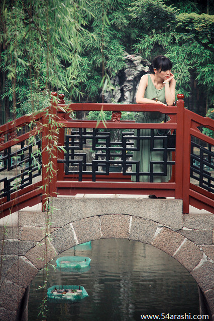 余荫，天热了，要乘凉