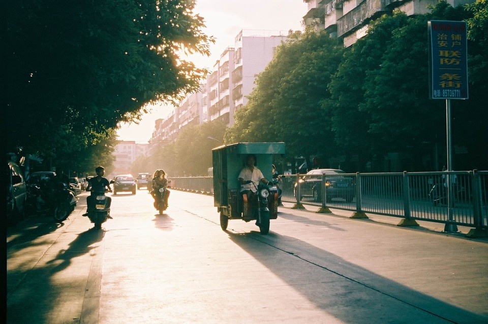 走走停停+-+岛上的故事