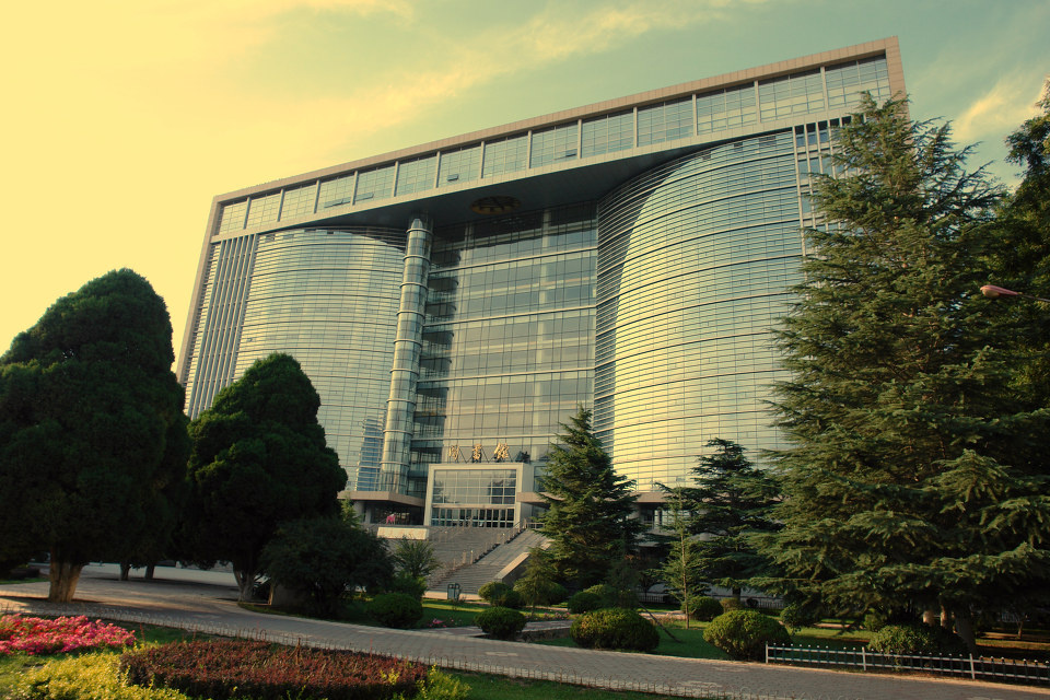 <em>兰州交通大学</em>校徽_<em>美女</em>校花<em>兰州交通大学</em>_兰