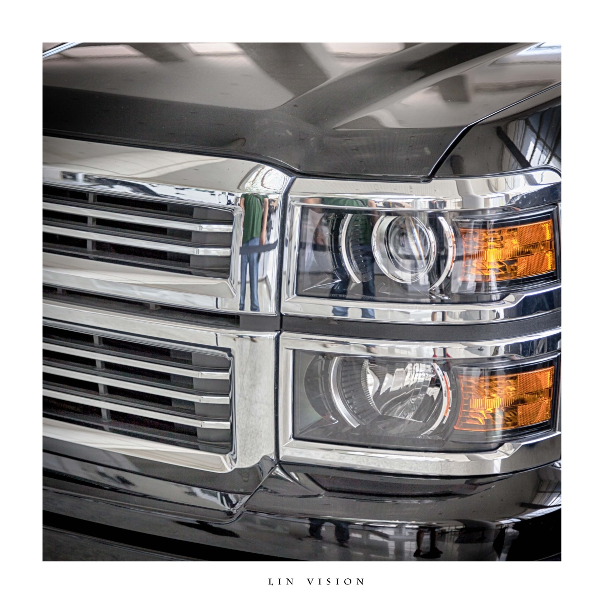 哪个男人不爱车 - 佳能, 车展, 青岛, 24mm, 城市