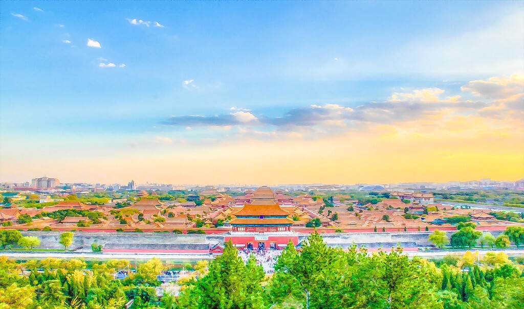 10月,景山公园,很普通的一张照片,但好在天气给力,调成这种水彩风格