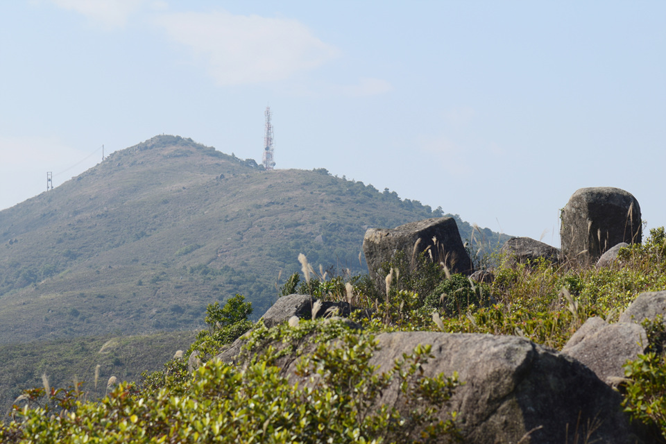 dsc_0106 前望西贡最高峰石屋山