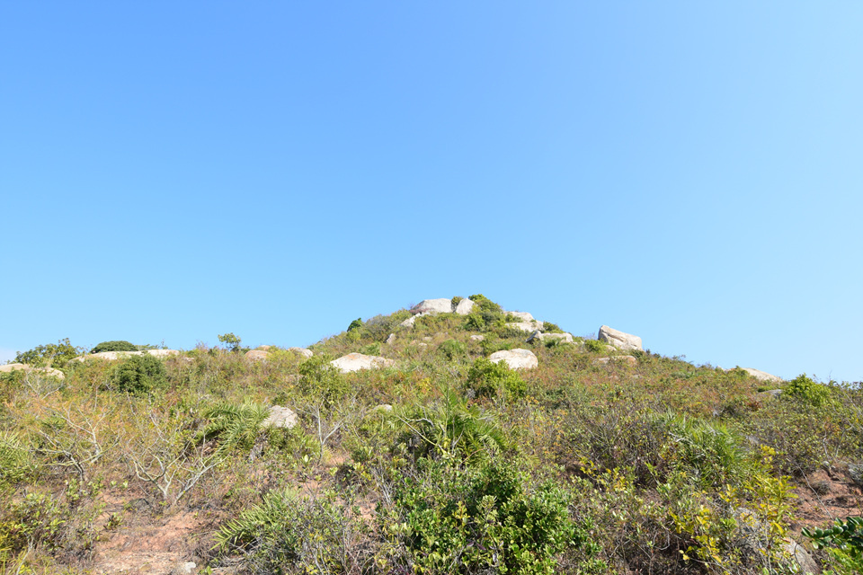 dsc_0038 石门山西南面山麓布满大石