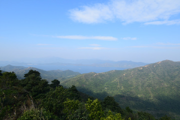 猴塘老虎石屋山