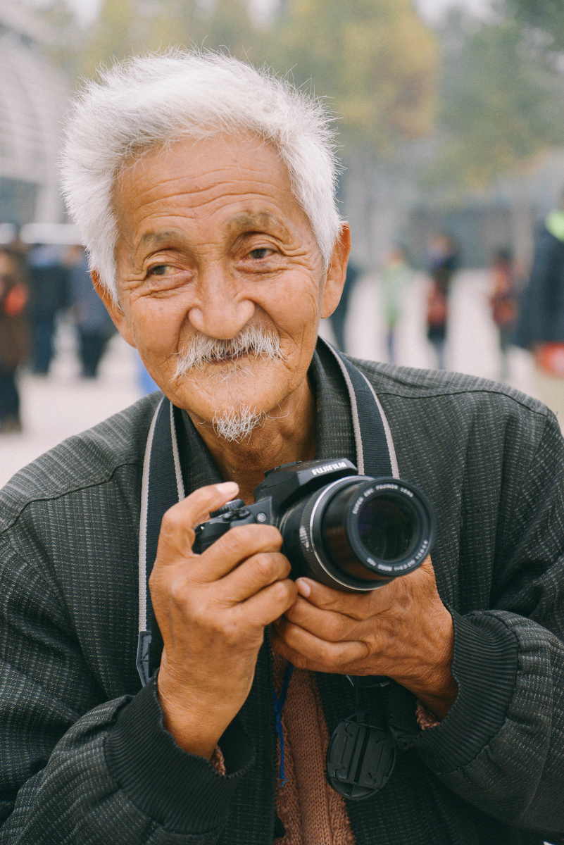 喜欢摄影的郝爷爷