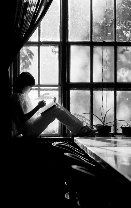 标签:午后清华图书馆阳光读书黑白