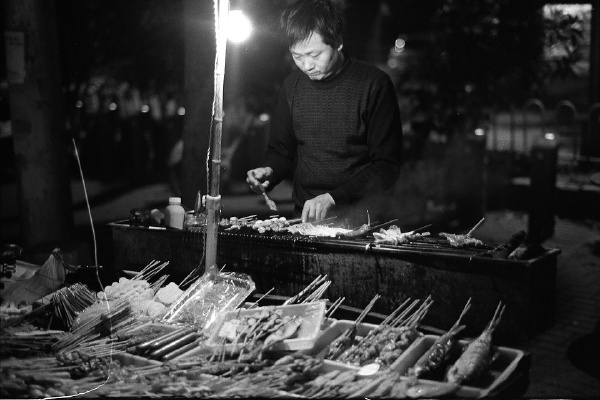 半夜烧烤摊