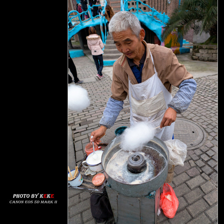 卖棉花糖的老人
