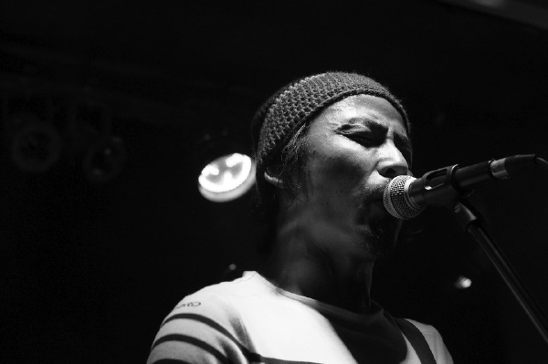 201246妙布衣乐队演出现场