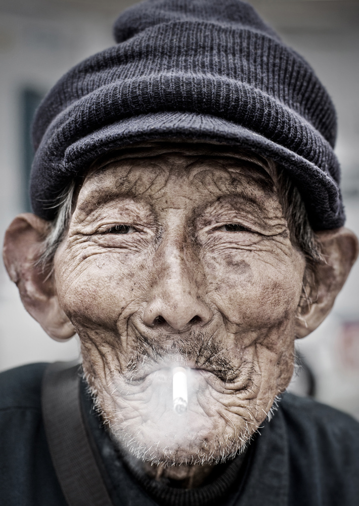 岁月的痕迹——这张普通老百姓的脸,写满了生活的故事.