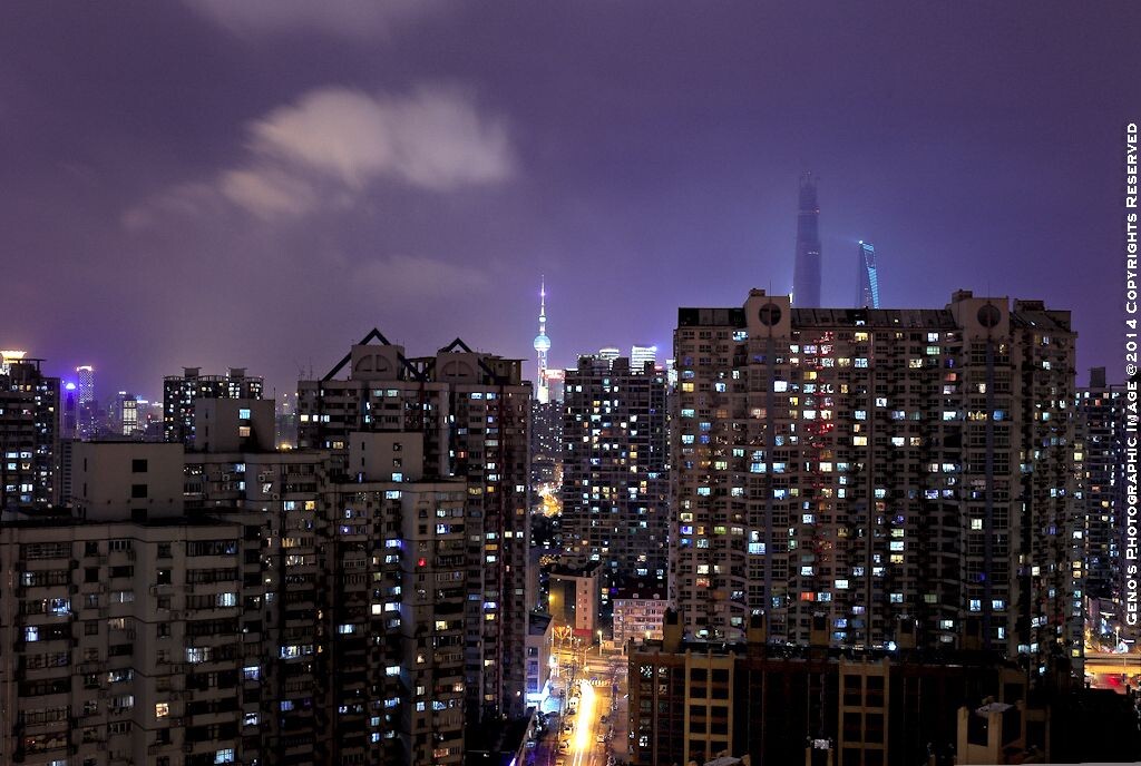 万家灯火 the illuminated city at night