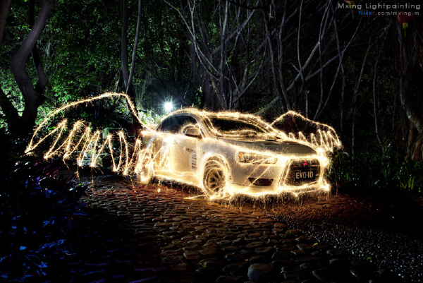 标签:摄影光绘光涂鸦lightpainting汽车翼神     收起          评论