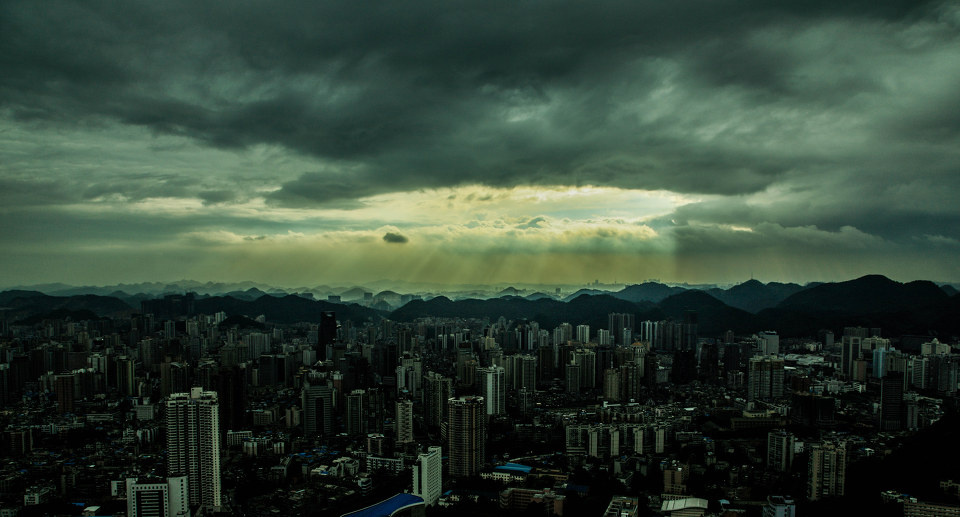 云层下的城市 - 乌云, 城市, 天空 - cute_life - 图虫摄影网