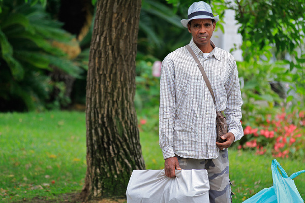 嘎纳街头的黑人