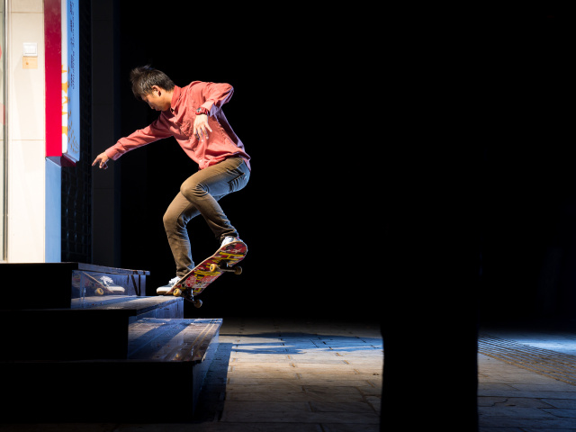 哈苏相机下的极限滑板婚纱大片 长久青春>skater boy滑板ollie分解