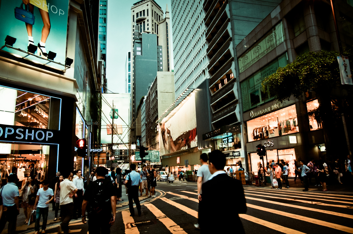 喧声中孤身穿过沉醉的都市 - 香港, 中环, 街景, 色彩, 街头 - 明夷斋