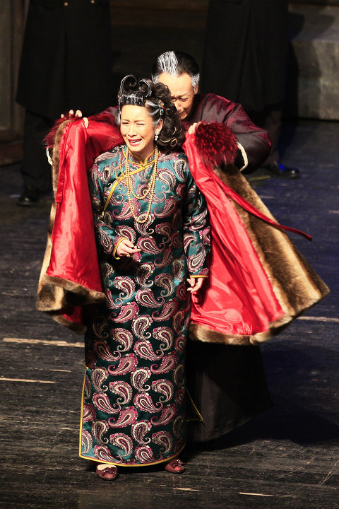 秦海璐 饰演 大赤包