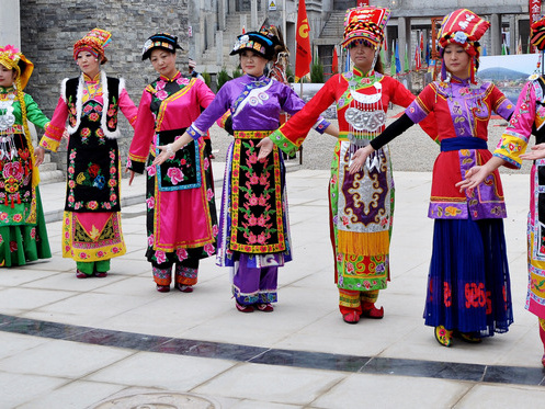 羌族服装图片,服饰_大山谷图库
