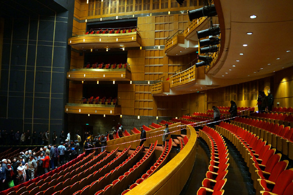 艺术殿堂-----上海大剧院