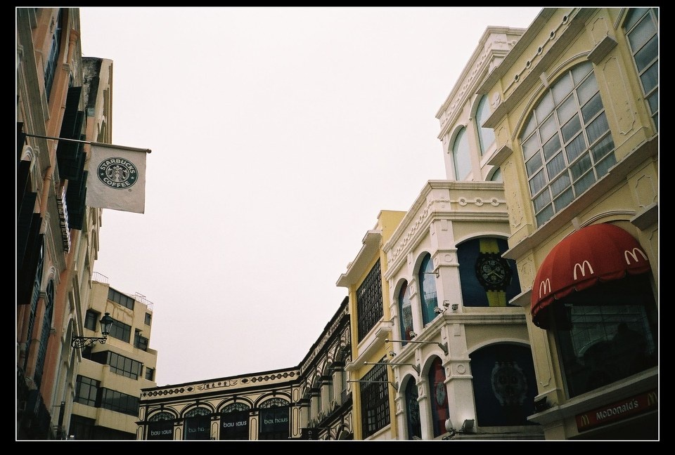 000009 by contax t3 br />  br /> 冲扫:厦门丽图