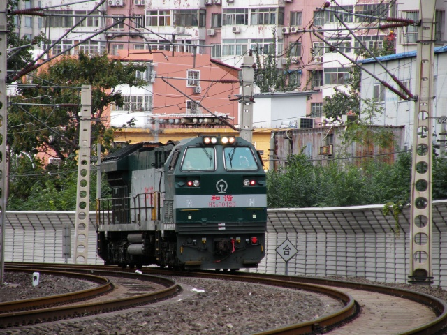 龙凤站附近的df4dk 牵引6602小票 陇海线陕西,甘肃段