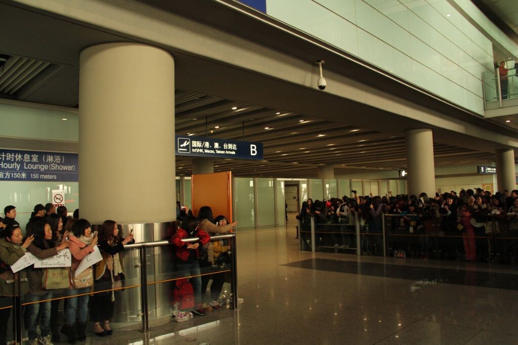 首都国际机场前来接机的仙后 liamlmy发布于  14年1月20日