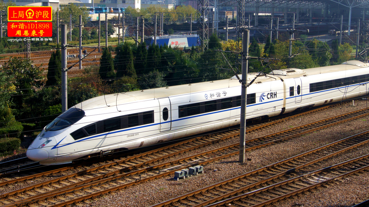 一杯抹茶咖啡 - 图虫摄影网