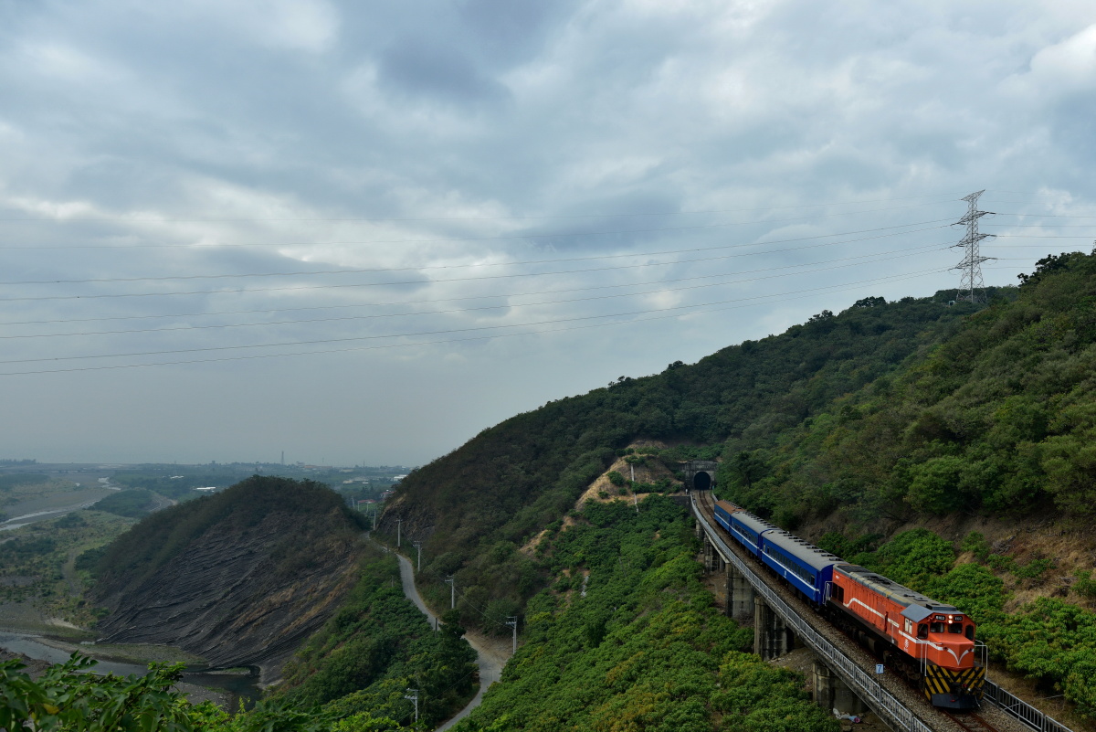 台湾南回铁道美景