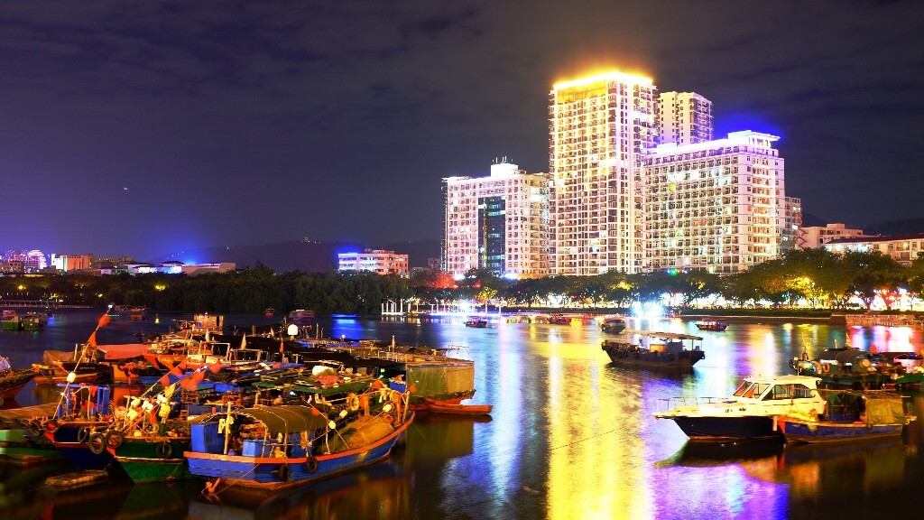湛江渔港公园夜景图片图片