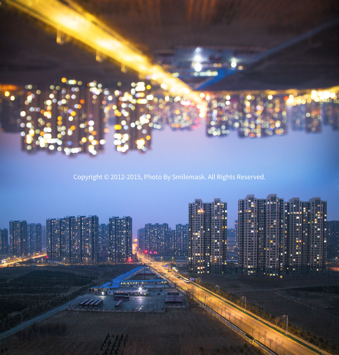 夜晚的北京,燃起万家灯火,我们都禁锢于自己的世界中,迷失了方向.