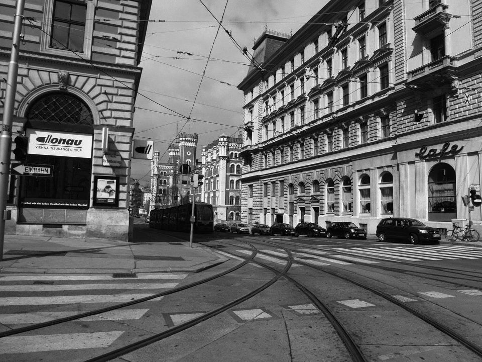 街景- 尝试黑白风 - 维也纳 街景 - v大奔是威尼斯面具控 - 图虫摄影