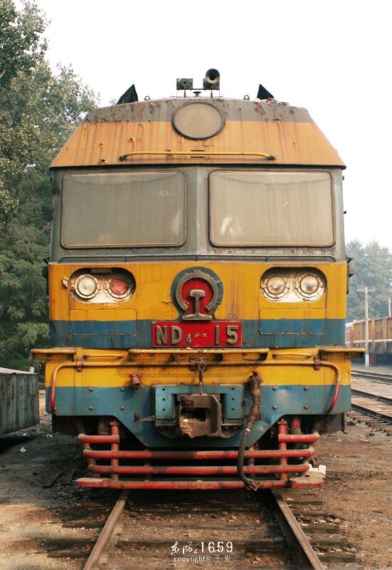 印度wdp4型内燃机车图片